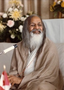 Maharishi Mahesh Yogi toimi guruna muun muassa Beatleseille. (Wikimedia Commons)