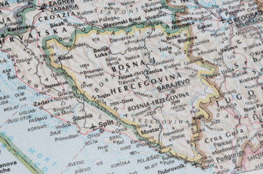 Konfliktin riski Bosnia-Hertsegovinassa kasvaa